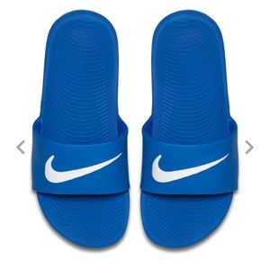 💙Nike Kawa Kids Size 4 Slides💙